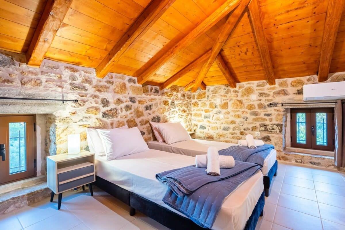 Mantineia Stone Villa-An Ethereal Getaway Megali Mantineia المظهر الخارجي الصورة